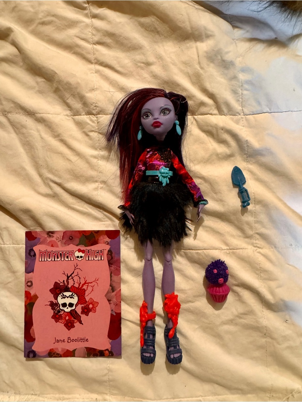 monster high Jane Boolittle Doll — gloom and Bloom